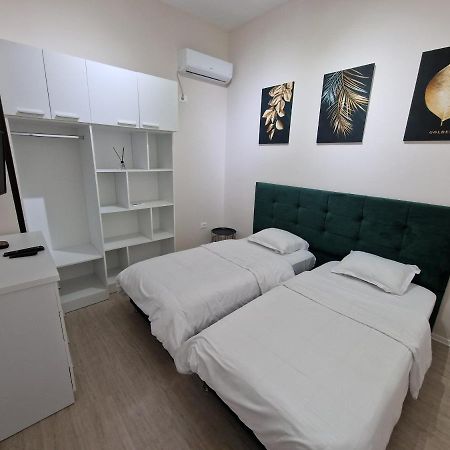 Hq Apartment In Center Tiranë Luaran gambar